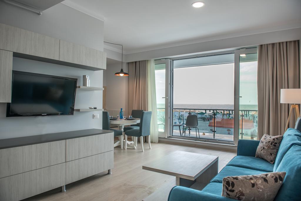 Wave 1 Promenada Apartments Năvodari Εξωτερικό φωτογραφία